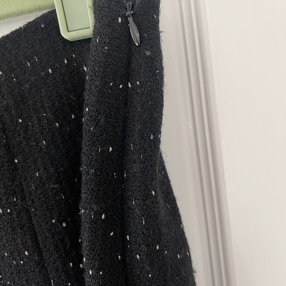 Ann Taylor Black Speckled Wool Blend A Line Skirt EUC 12P - Picture 2 of 4